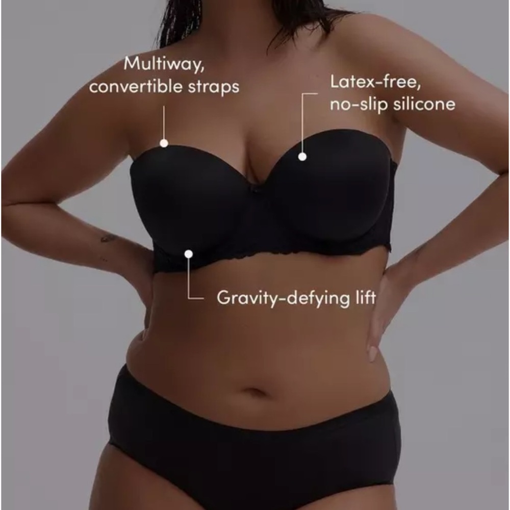 Torrid Strapless Lightly Lined Smooth Bra Black 40G Staple Bra